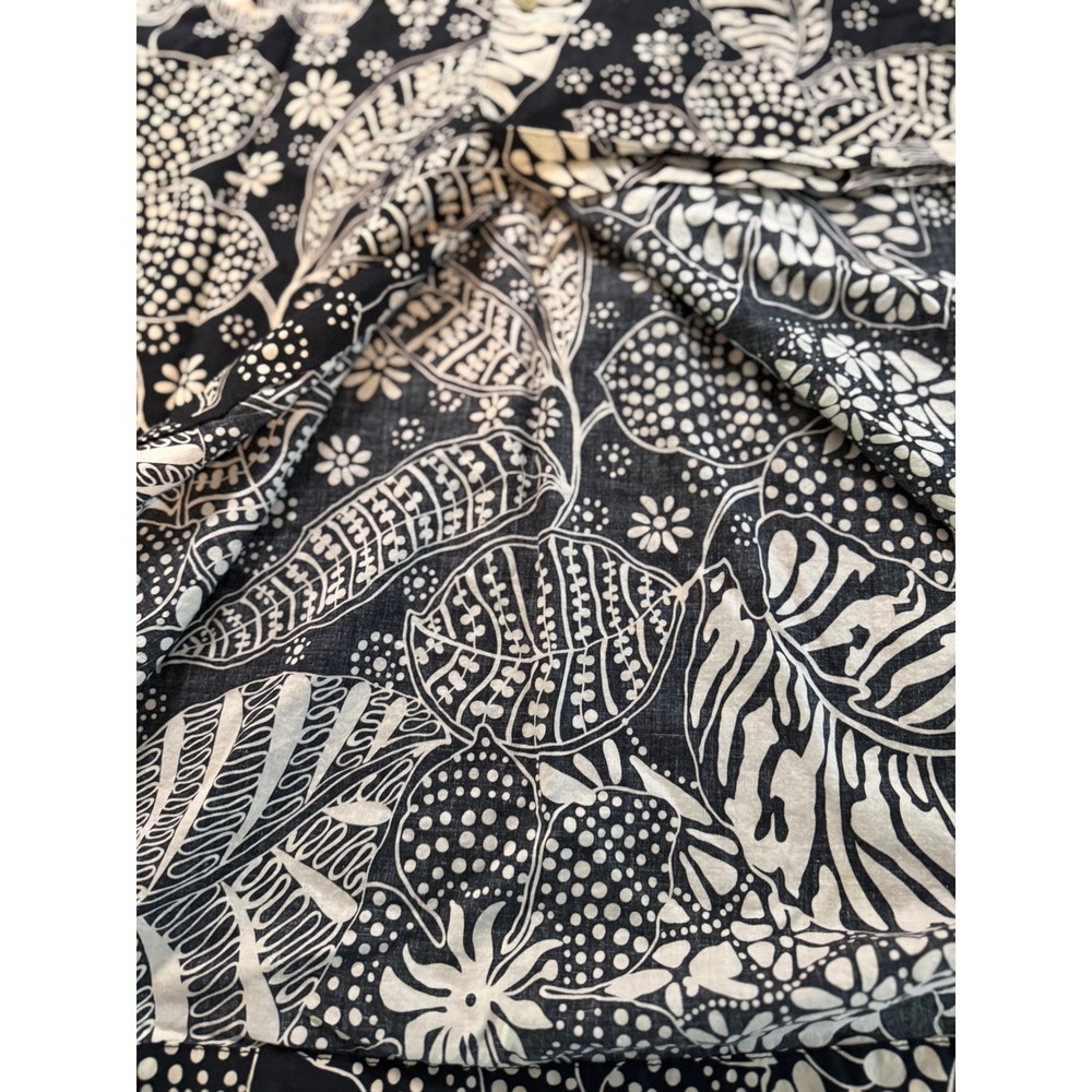 Tori Richard Honolulu Mens XL Cotton Lawn Black White Botanical Aloha Shirt - Picture 10 of 11